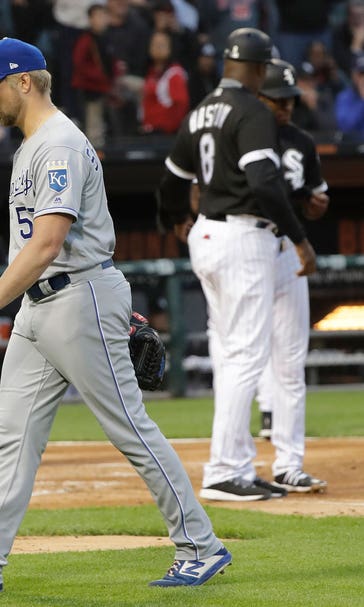 Royals rally to tie, let game slip late as White Sox sweep